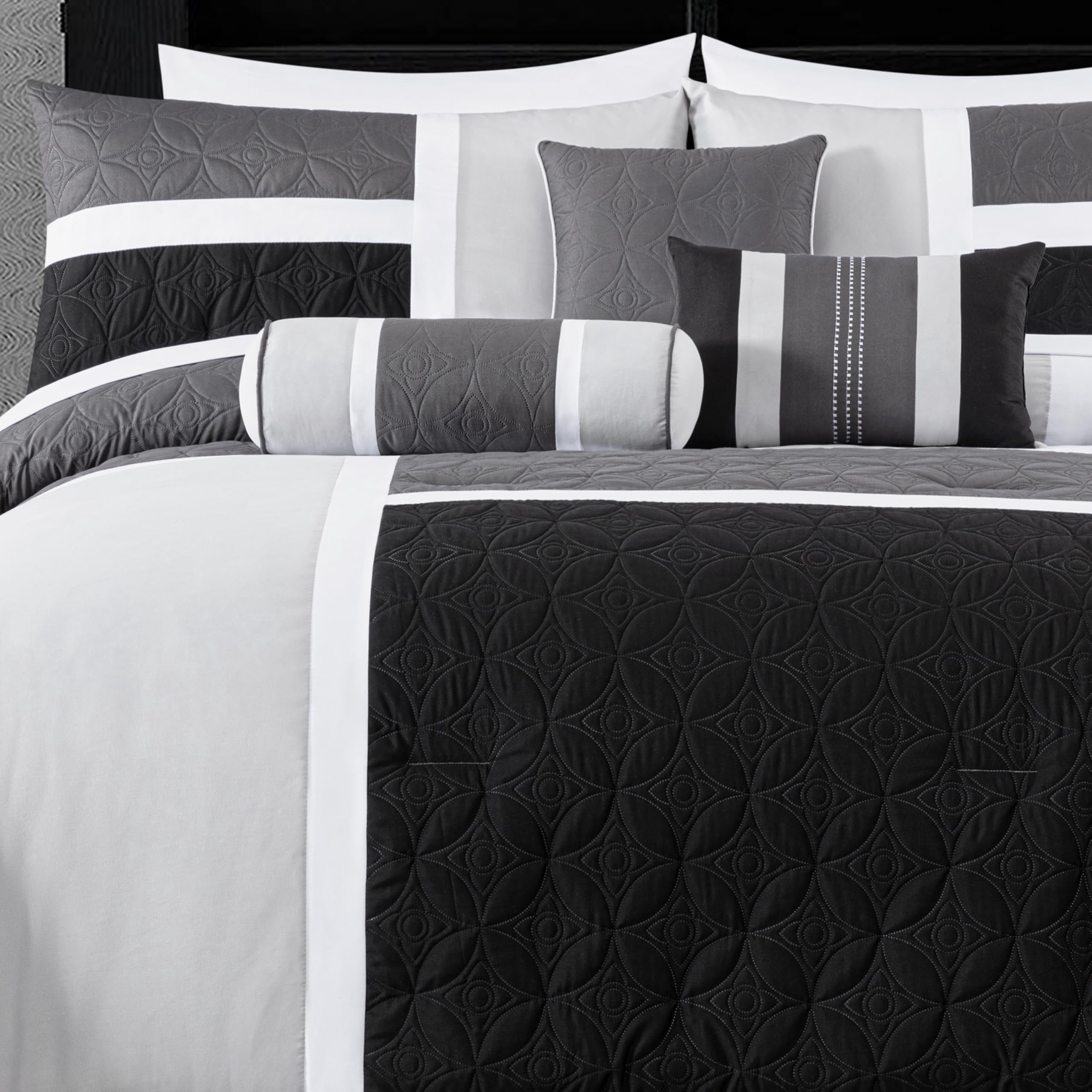 Chezmoi Collection 7-Piece Medallion Patchwork Comforter Set, Full, Black/Gray/Light Gray