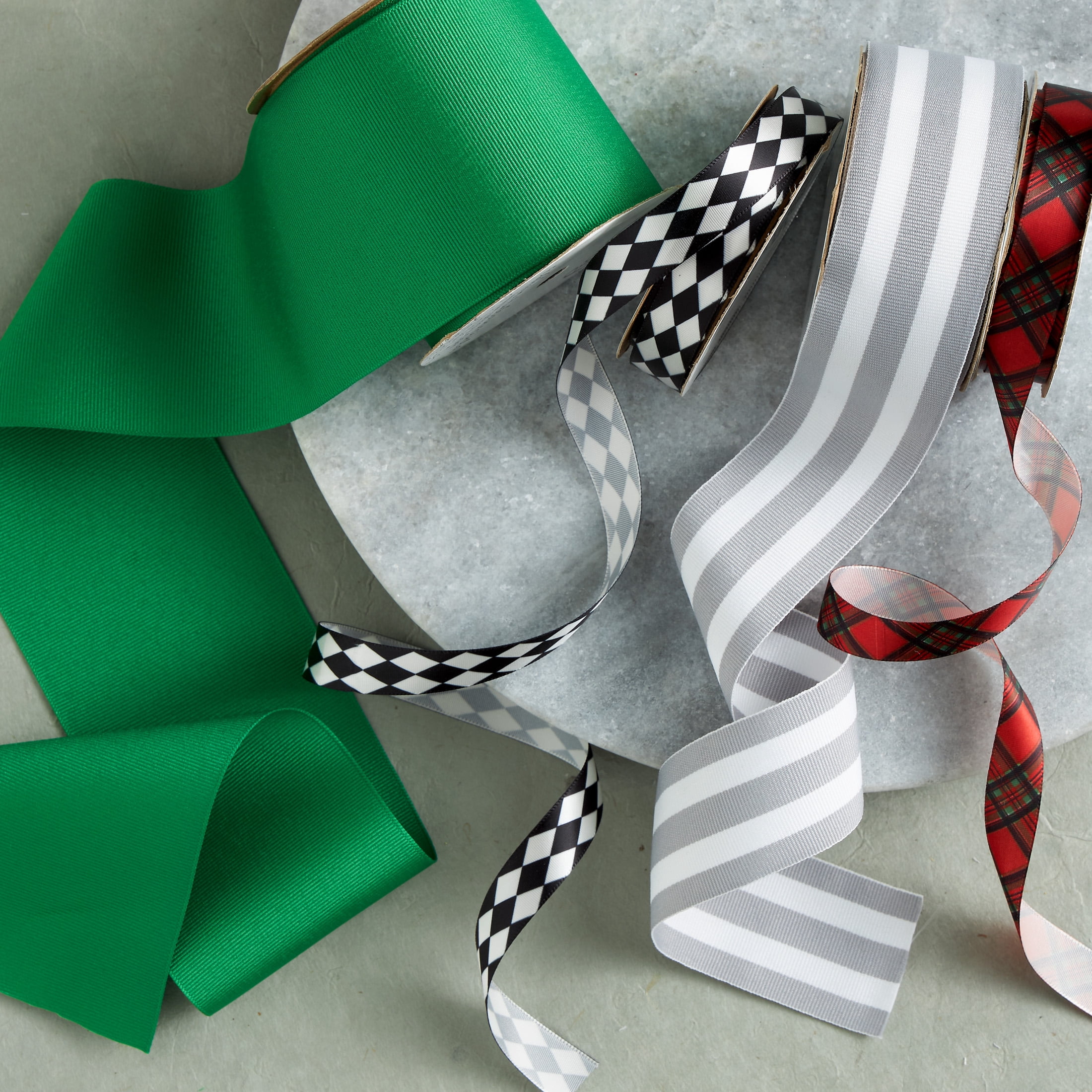 Offray Harlequin White & Black 5/8" X 9 ft Ribbon