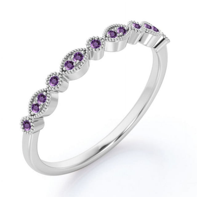 JeenMata Alianza de Boda Estilo Art Déco con Filigrana Milgrain y Piedra Natal de Febrero de Talla Brillante Redonda de 0,25 Quilates en Baño de Oro Blanco de 18 K sobre Plata