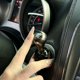 thumbnail image 3 of Mejora tu botón de arranque con una cubierta de aleación de aluminio de repuesto; pegatina de encendido «Push To Start», 3 of 3