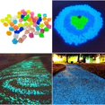 thumbnail image 2 of 300 piezas de piedras brillantes para jardín que brillan en la oscuridad, pasarela, decoración al aire libre, pecera, 2 of 4
