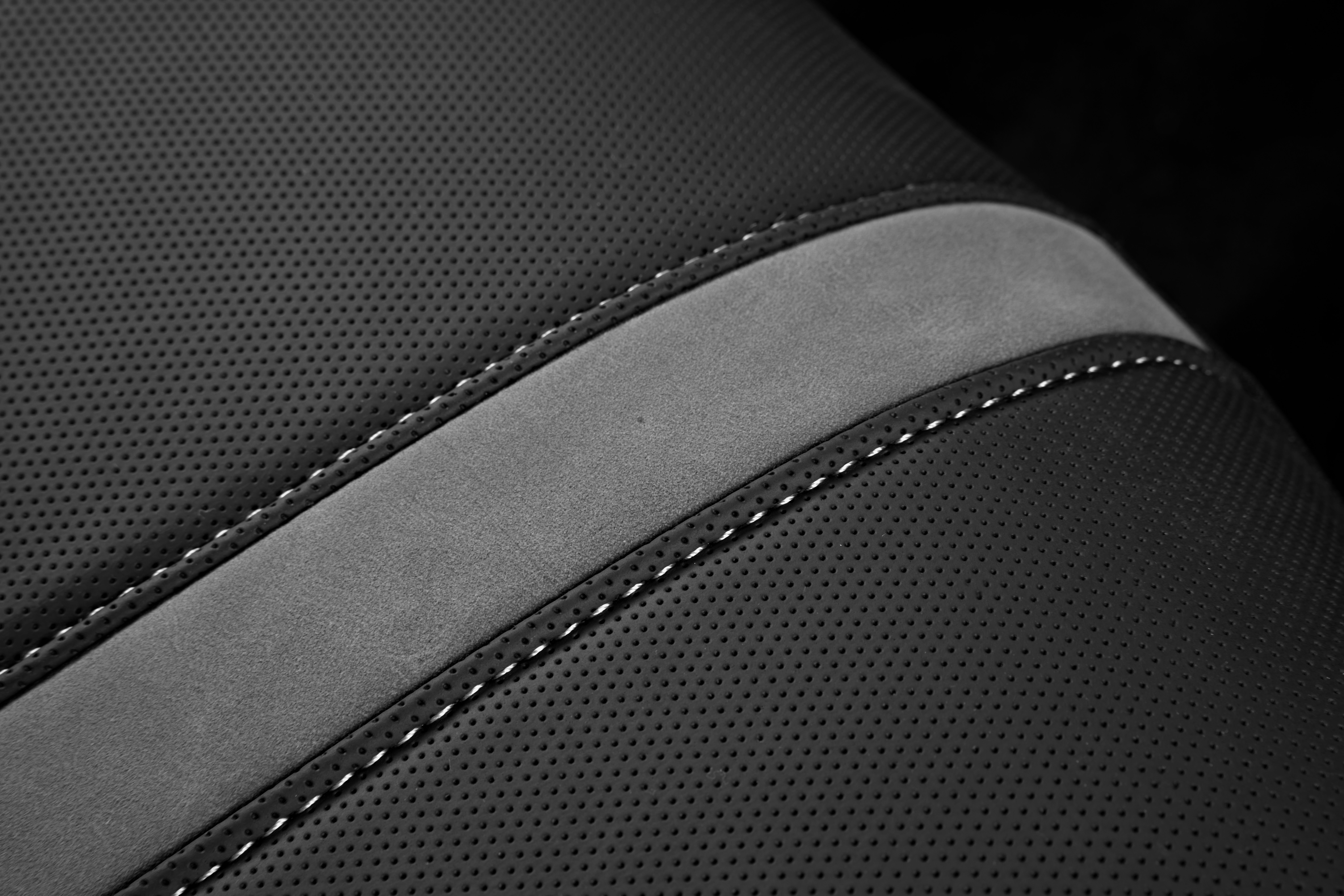 AUTO DRIVE 2PC STRIPE GREY SEAT COVER – UNIVERSAL FIT, ASSEMBLED PRODUCT 24SC161