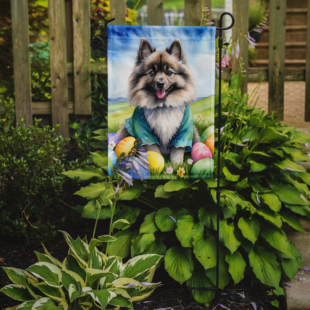 Keeshond Easter Egg Hunt Garden Flag 11.25 in x 15.5 in