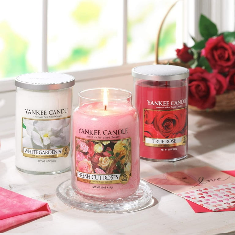 Yankee Candle - Fresh Cut Roses Medium Jar Candle (411g) - Walmart.com