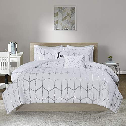 Intelligent Design Modern Trendy Casual All Season Bedding Raina Comforter Set Microfiber Metallic Print Geometric Design Embroidered Toss Pillow, Full/Queen, White/Silver 5 Piece