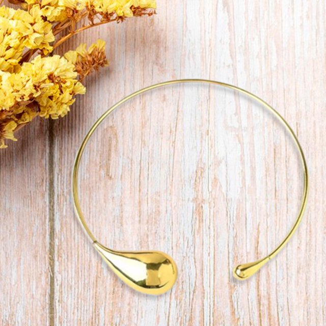 Collar de mujeres encanto portátil Minimalista Minimalista Irregular Caja de mujeres Damas para viajes de cumpleaños Día de San Valentín Partido de oro