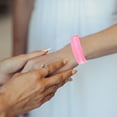 thumbnail image 3 of USHOBE 2 Pcs Bracelets LED Réglables Haute Visibilité Rose pour Hommes Femmes Extérieur, 3 of 4