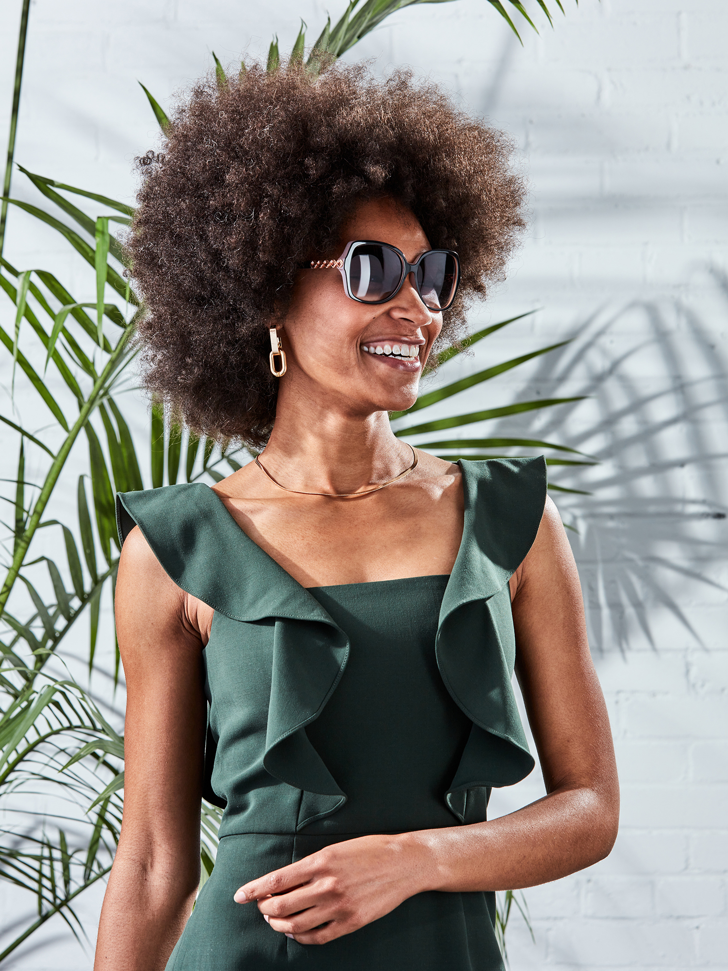 Foster Grant Women's Oversized Fashion Sunglasses photo 4