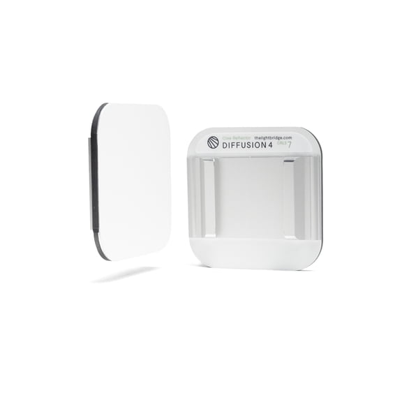 LightBridge C0300004 7x7cm Cine Reflector Diff 4   Sleeve