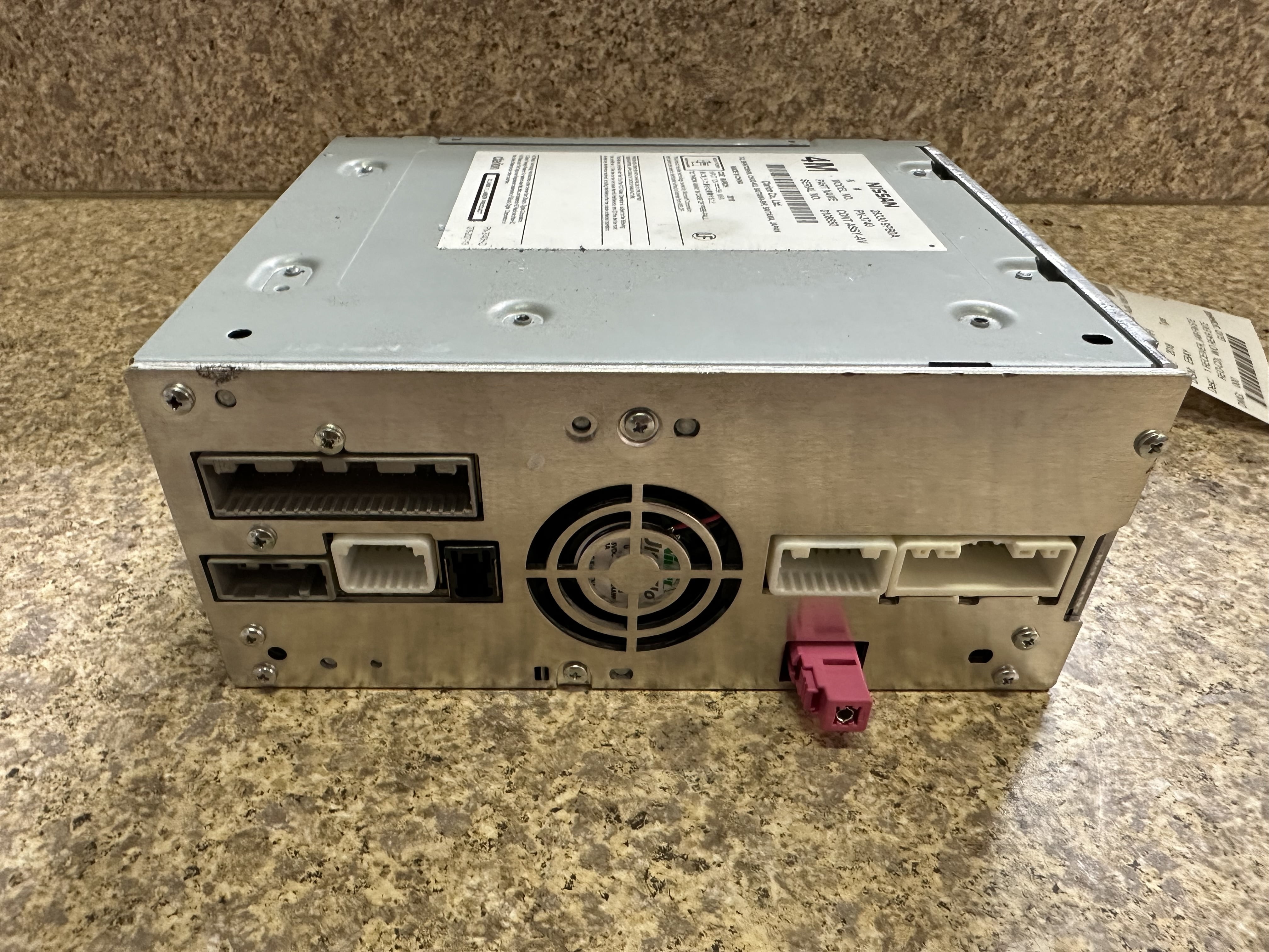 Pre-Owned 17-20 Nissan Pathfinder AM FM CD Player Radio Receiver OEM LKQ - Verify Specific Vehicle Fitment In Description - (Good)