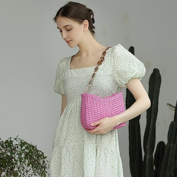 Small Handmade Straw Pocketbook Crossbody Bag for Women, Summer Chic Woven Handbag Shoulder Purse with Chain