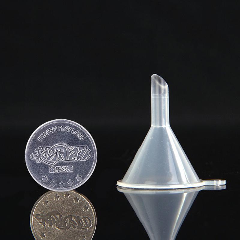 10PCS Small Clear Plastic Mini Funnels for Bottle Filling Perfumes