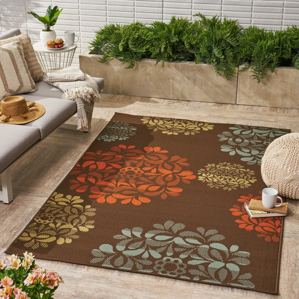 Indoor/ Outdoor Floral 5 x 8 Area Rug, Multicolored,Brown