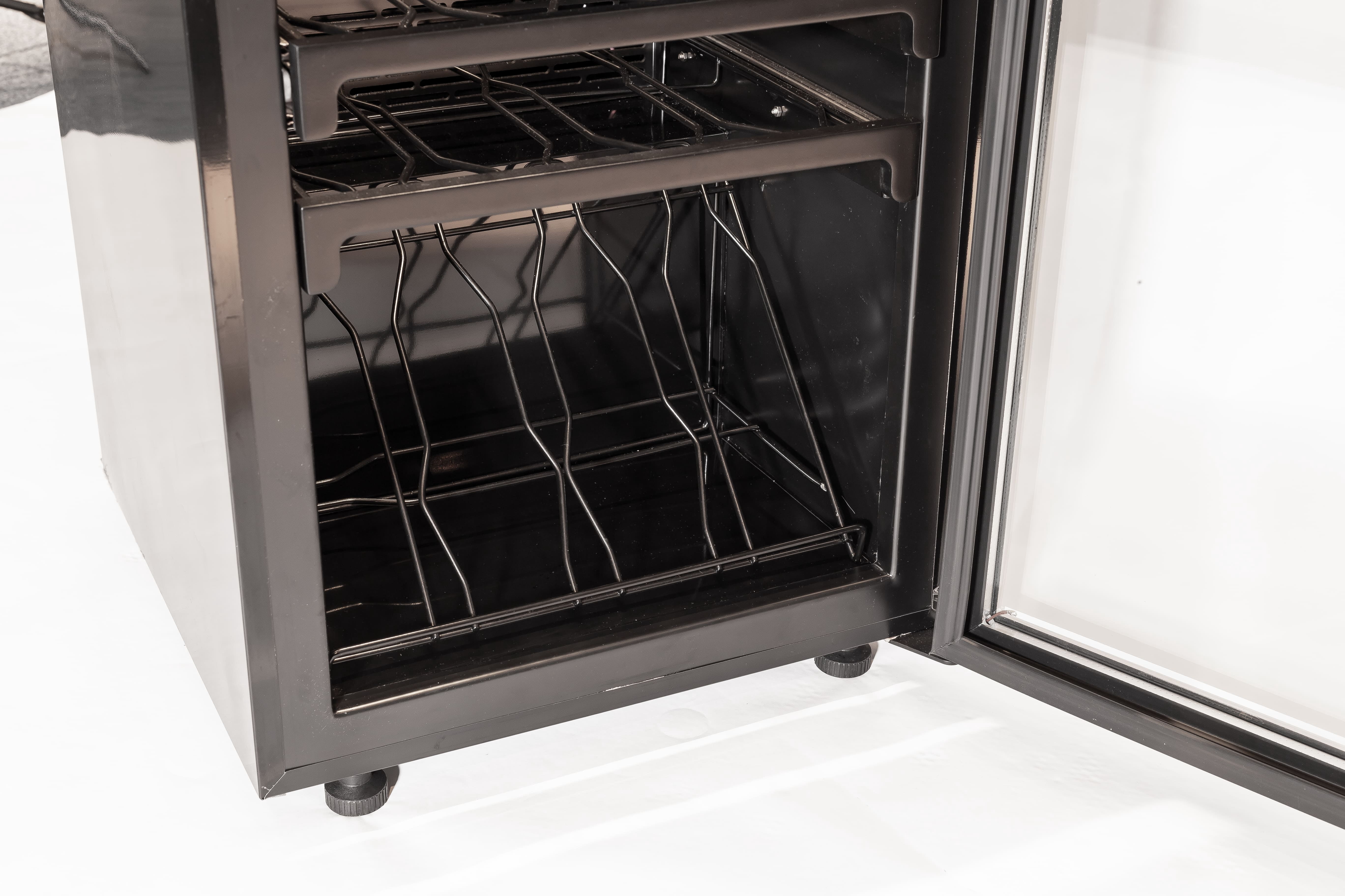ARTICO Wine Cooler – Built-in or Freestanding, Smart Temperature Control, Ultra-Quiet Operation, LED Lighting, Modern Design (Black, 20 Bottles)