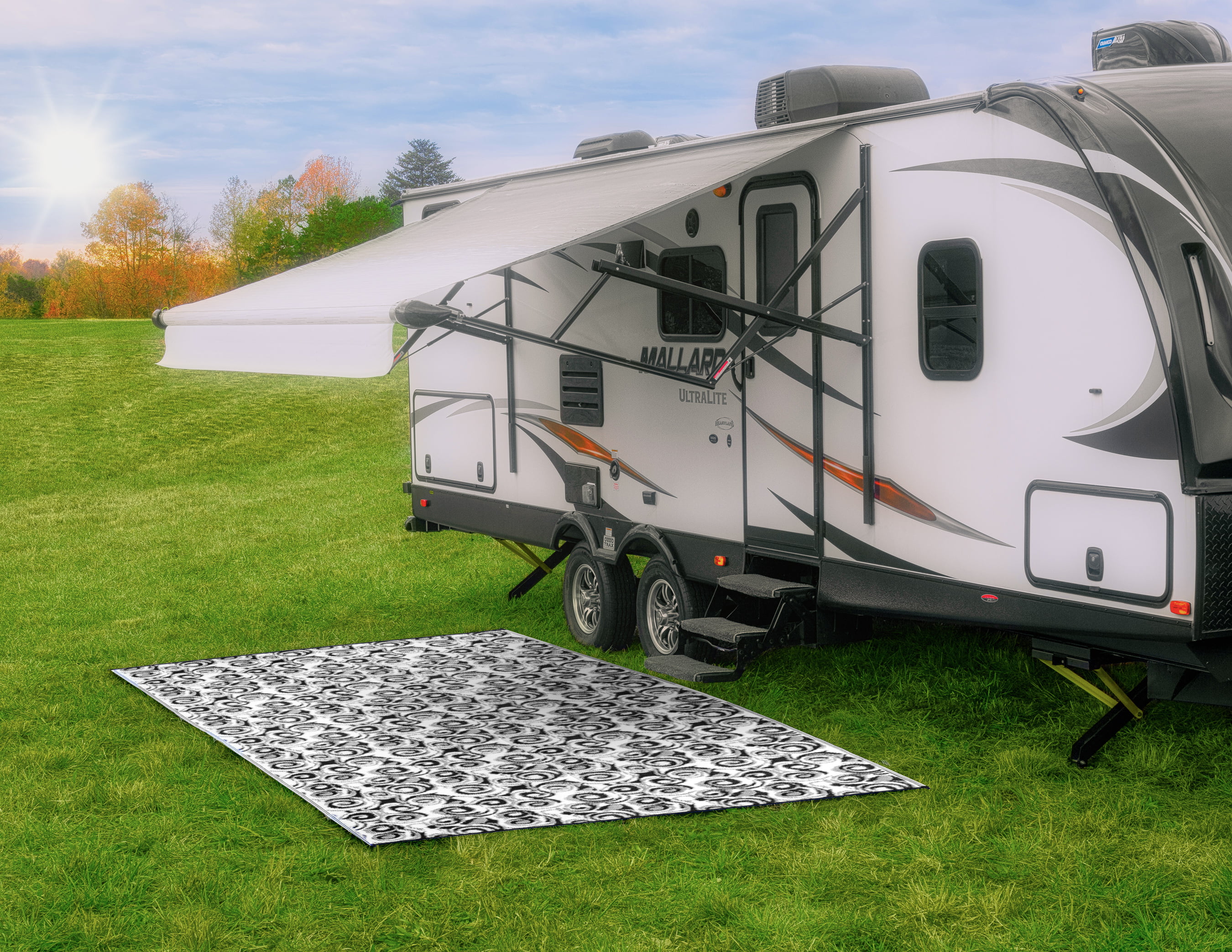 Camco Reversible Camper/RV Awning and Outdoor Mat, 8-feet by 16-feet