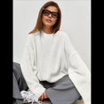 thumbnail image 4 of Suéter de Punto Holgado con Cuello Redondo y Color Liso para Mujer, Ideal para Otoño e Invierno. XL, 4 of 10