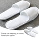 thumbnail image 3 of 3 pares de pantuflas desechables antideslizantes, calzado de moda para hoteles y salones de belleza, color blanco, 3 of 7
