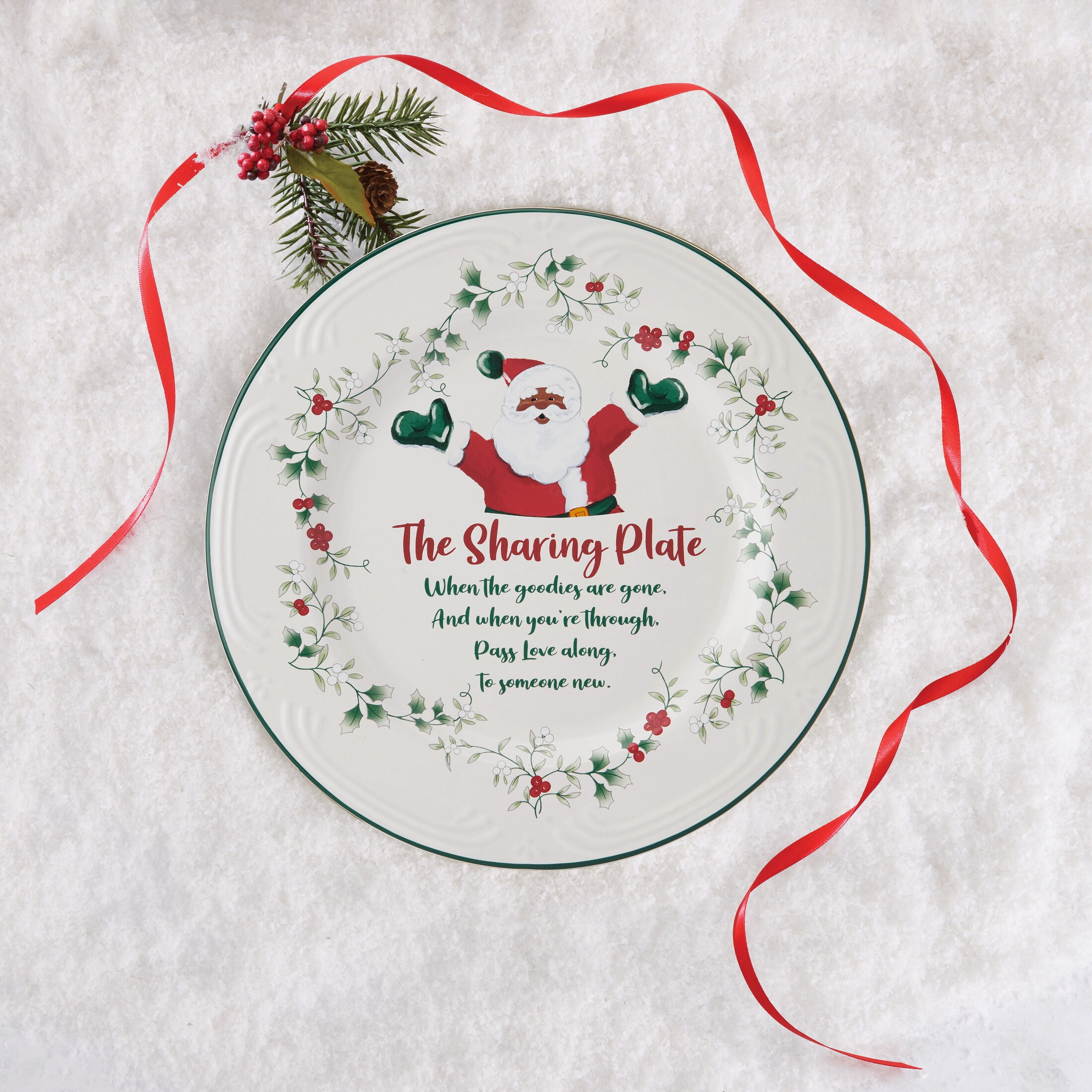 Pfaltzgraff Winterberry African American Santa 12 in Sharing Plate