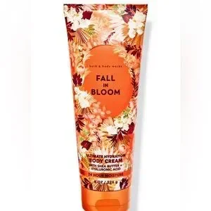 Bath & Body Works Body Cream Fall in Bloom 8 oz ~ Retired Scent