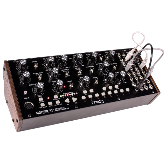 Sintetizador analógico MOOG Mother-32 semimodular con secuenciador