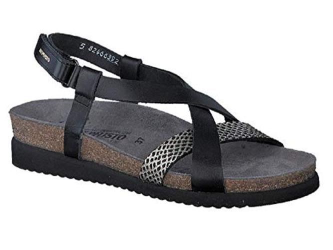 mephisto flip flops