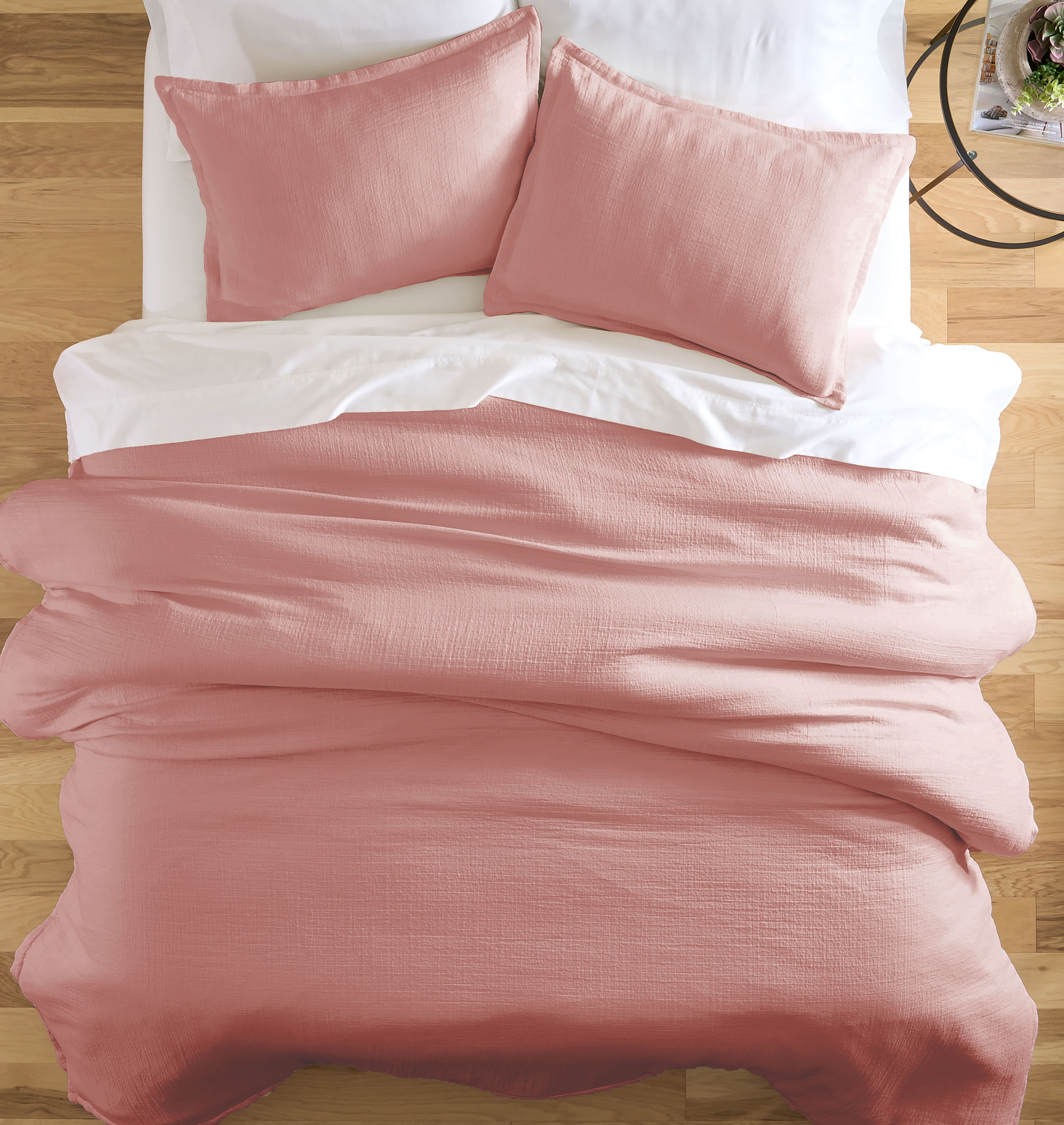 Better Homes & Gardens 3-Piece Old Rose Crinkled Gauze Duvet Set, Adult Double/Queen, Corner & side interior ties. Hidden Button Closure. Envelope Closure on Shams.