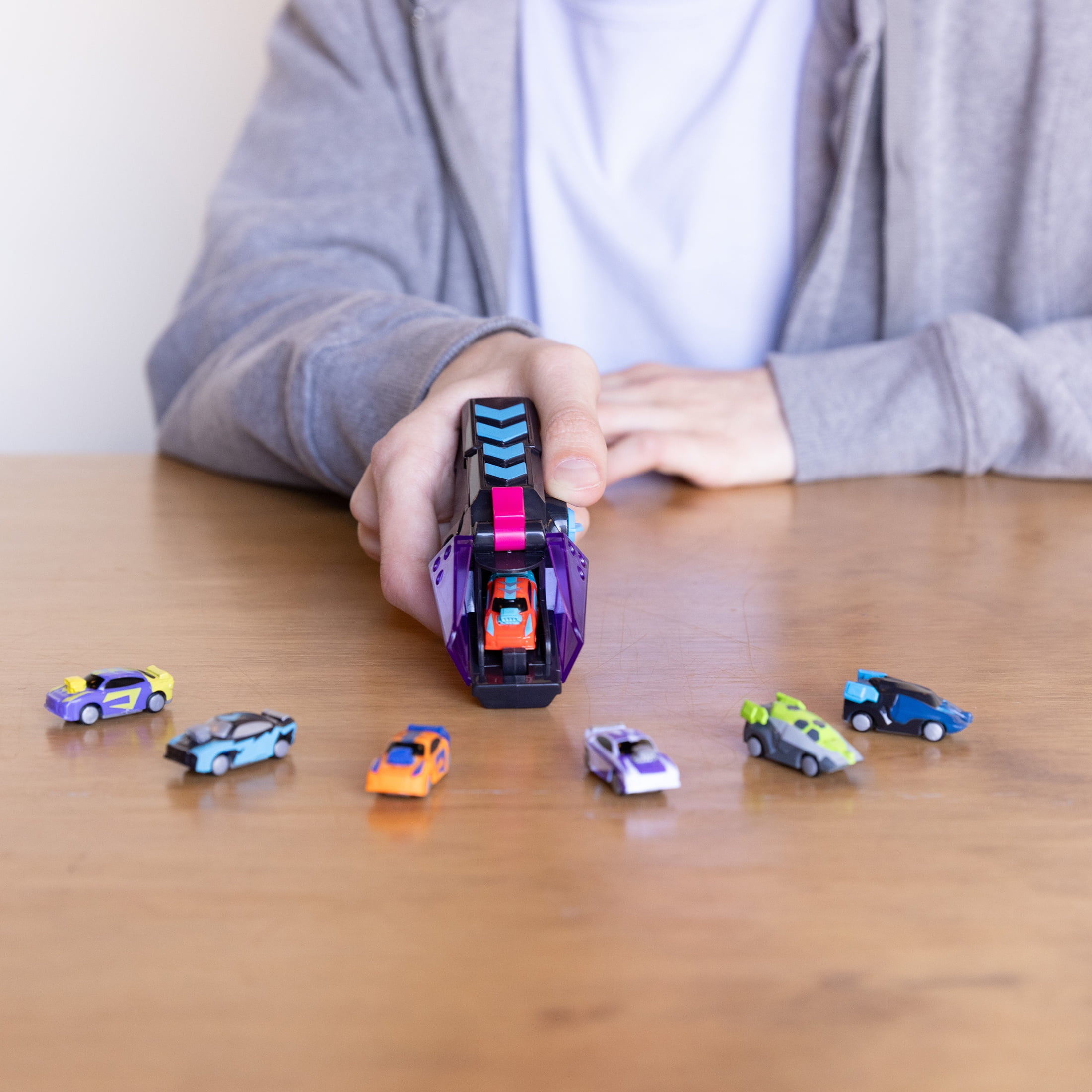 Hyper Burst - Battle Racers Blue Raider Car & Launcher
