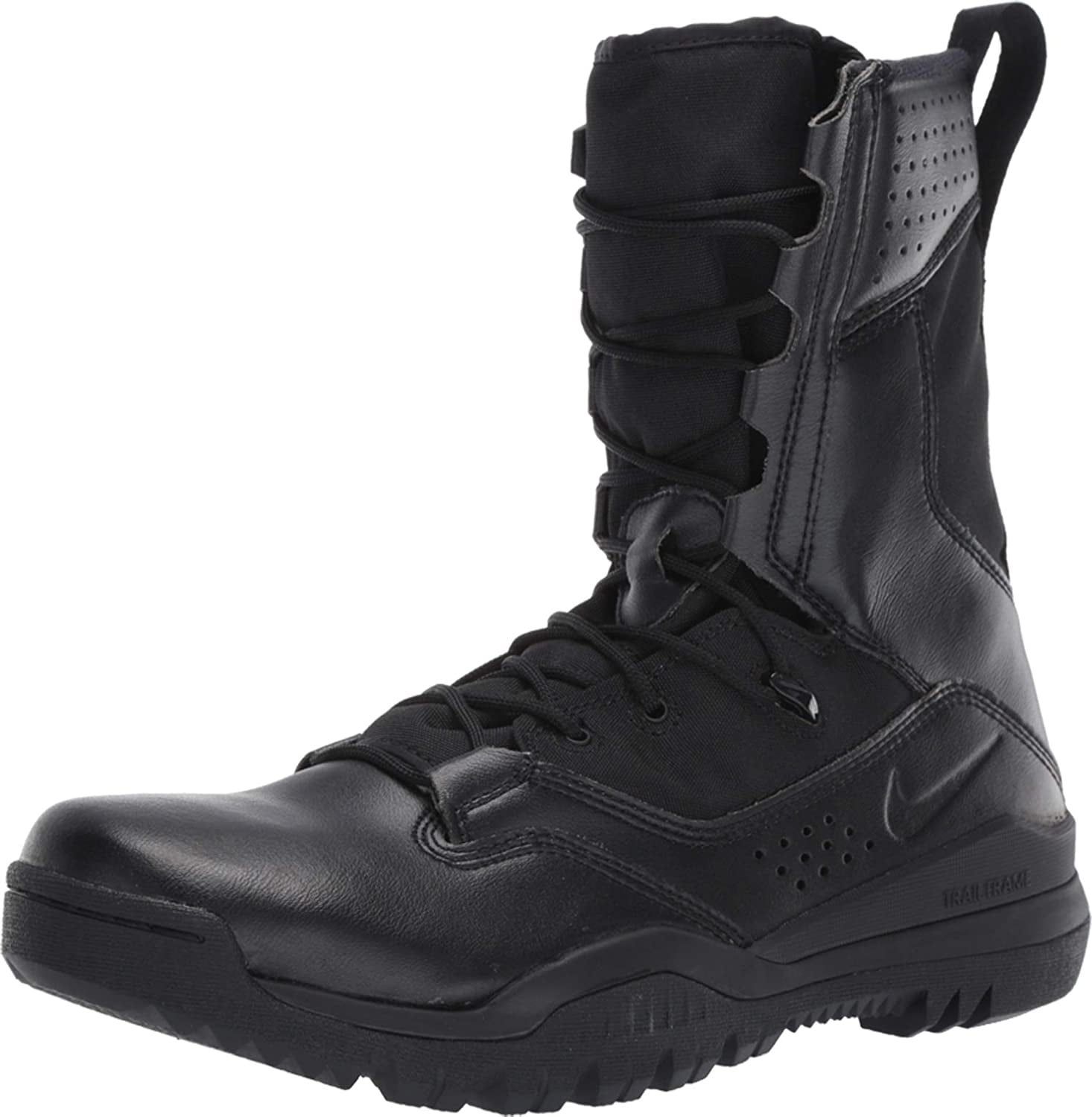 nike lightweight boots