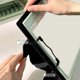 thumbnail image 4 of Clip vertical para tablero A4, tablero de escritura, carpeta de archivos multifunción, clip para bloc, clip para papel de prueba de datos, clip para almacenamiento, 4 of 5