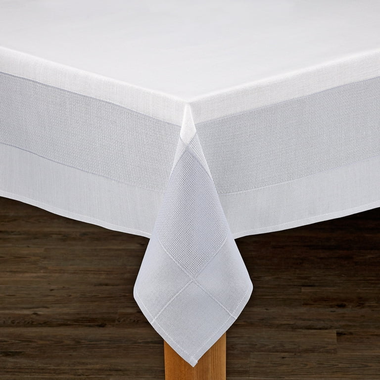Bohemia 60 in. x 84 in. White/Natural 100% Polyester Tablecloth Bohemia 60 in. x 84 in. White/Natural 100% Polyester Tablecloth