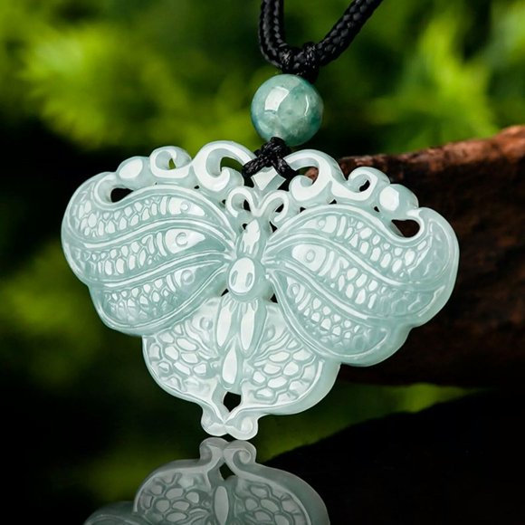 HOOUN Pendentif Papillon Sculpté Double Face en Jade Naturel de Qualité A pour Hommes et Femmes Chanceux