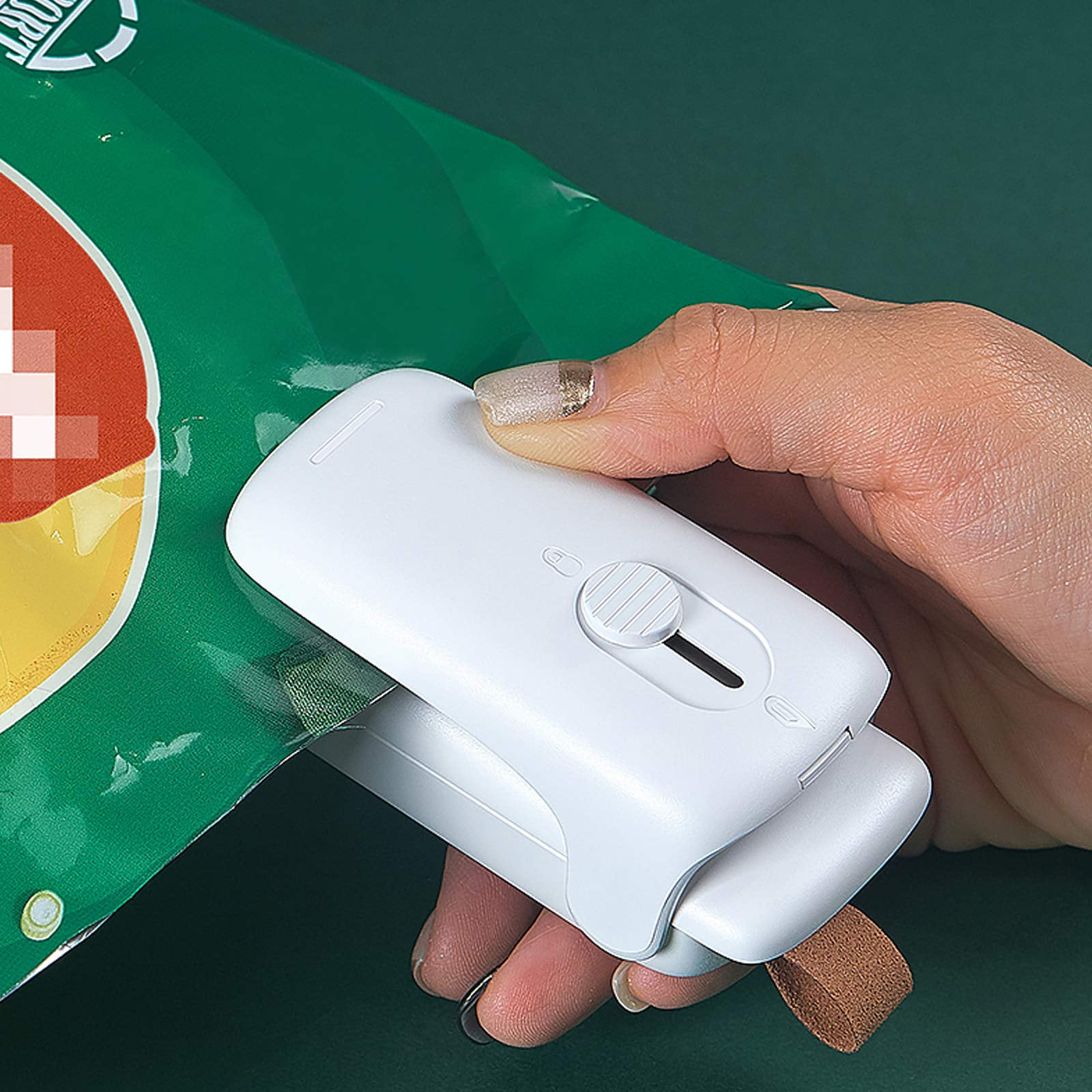 Bag Sealer, Mini Portable Handheld Heat Sealer, Reseal Kitchen Sealing Machine for Chip Bags