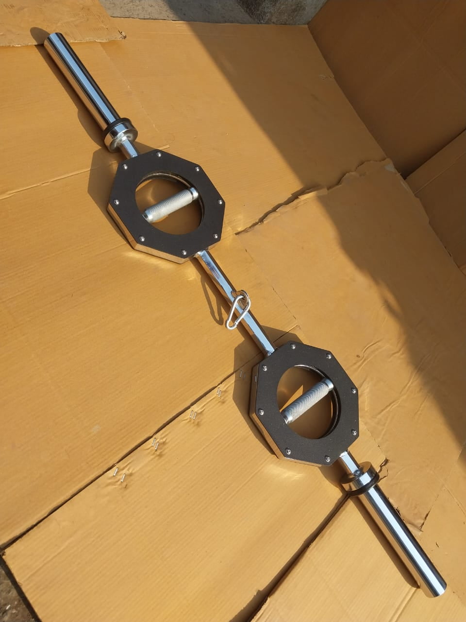 Barbell with Rotating Grips