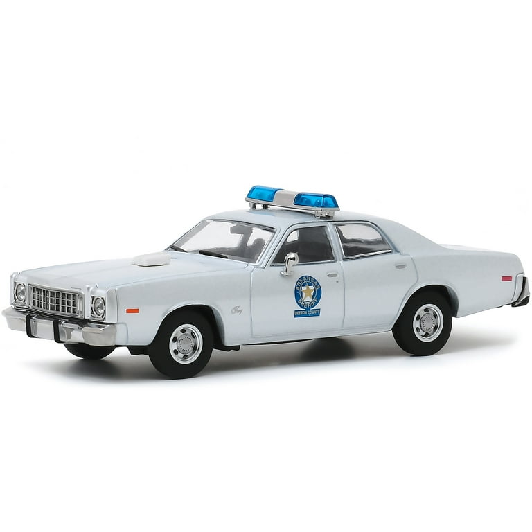 グリーンライト 1977 PLYMOUTH FURY 警察車両 1/43 Amazon.com