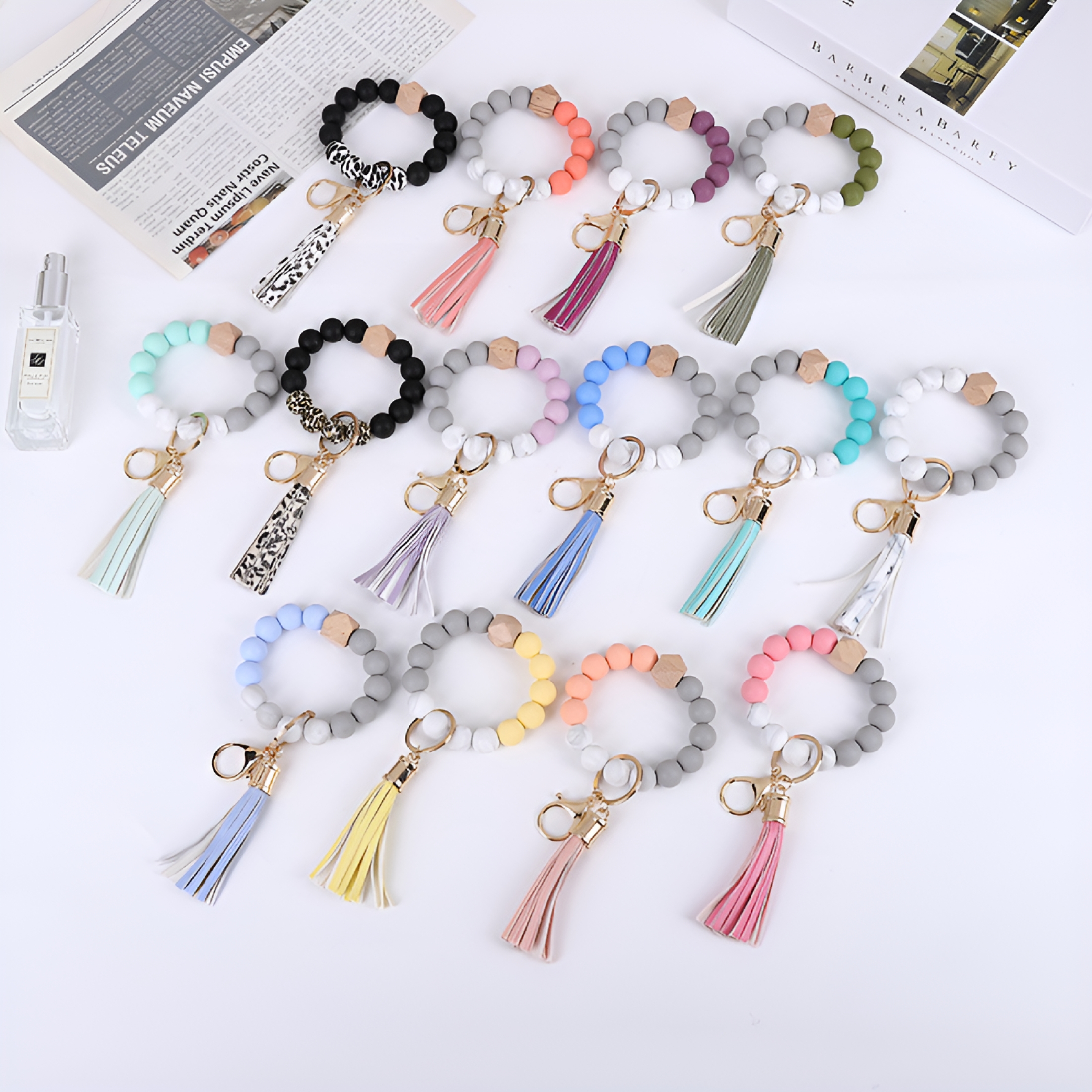 DESIGNICE Fashion Creative Keychain Bracelet Wristlet Key Ring Beaded Bangle Key Chains for Women Key Wristlet for Women