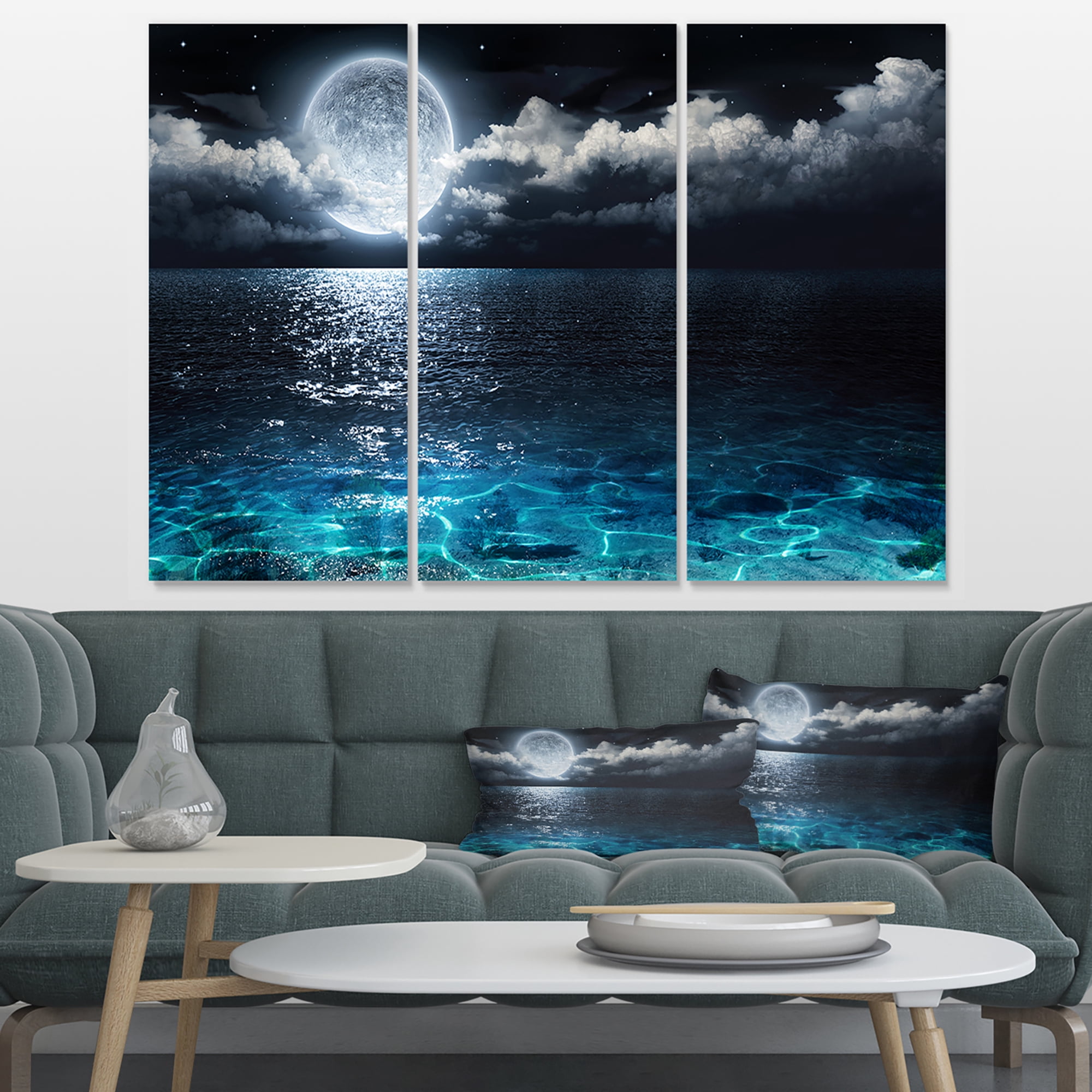 Designart 'Romantic Full Moon Over Sea ' Seascape Canvas Art Print