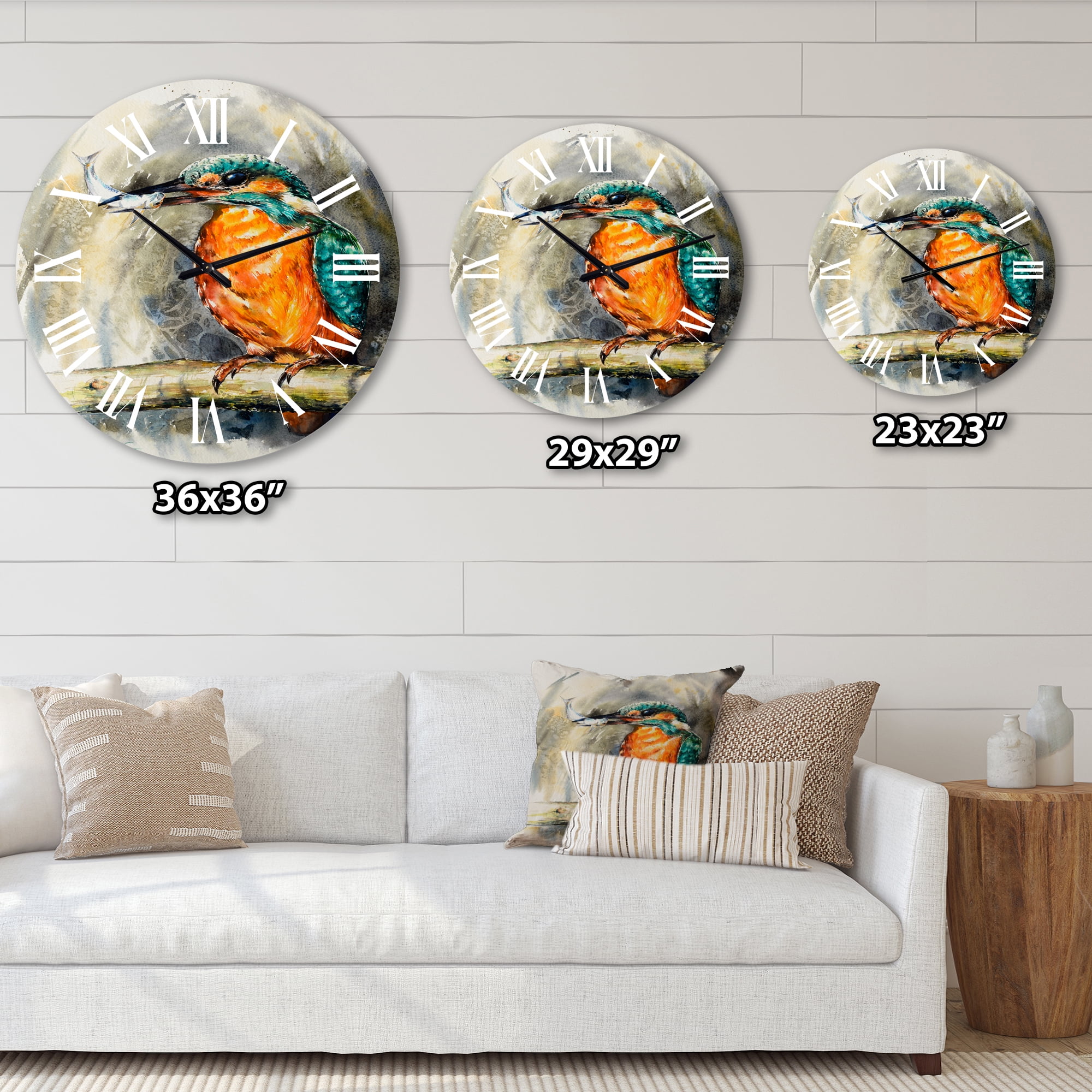Designart 'Common Kingfisher Eating A Small Fish' Traditional Wall Clock