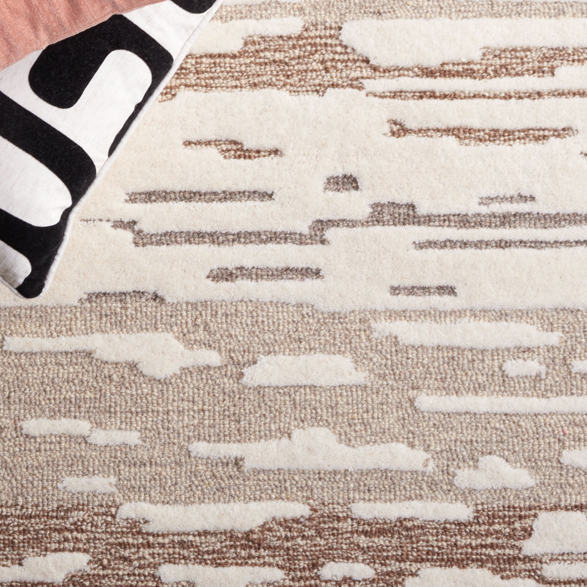 SAFAVIEH Fifth Avenue Deemer Abstract Area Rug, Natural/Brown, 3' x 5'
