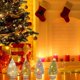 thumbnail image 5 of Juego de 4 mini decoraciones de árbol de Navidad de aguja de pino con energía de batería, 5 of 5