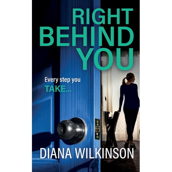 Right Behind You, (Hardcover)