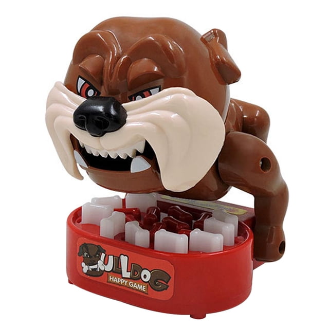 juguete interactivo para perros con dedos mordedores, divertido juego familiar: figura bulldog multicolor en vista frontal 3/4 con cabeza marrón y hocico beige, base roja con piezas presionables blancas y marrones, plástico brillante, tamaño 9 x 10 x 13 cm (3.54 x 3.94 x 5.12 in), marca Hugo; pensado como juego de reacción para fiestas y regalo divertido.