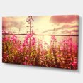 thumbnail image 2 of Pré avec des Fleurs Violettes Alaska - Impression de Toile d'Art Floral, 2 of 3