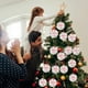 thumbnail image 2 of Temporada de graduación Navidad Familia Colgante Saludo Árbol decorativo Colgante Wmkox8yii fhajkh5173, 2 of 6
