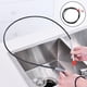 thumbnail image 3 of Gancho flexible para limpieza de fregaderos, herramienta de desatasco de alcantarillado, depilador de tuberías de cocina con resorte El 160cm, 3 of 9