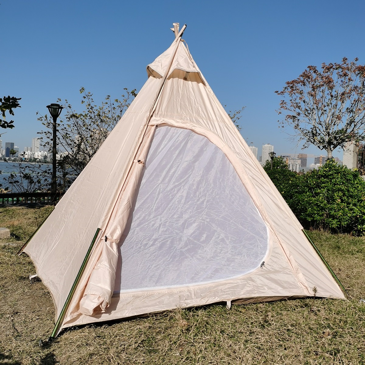 Tear-resistant 300D Oxford Cloth Camping Indian Teepee Tent Outdoor Three-season Pyramid Tent For 2-3 Person