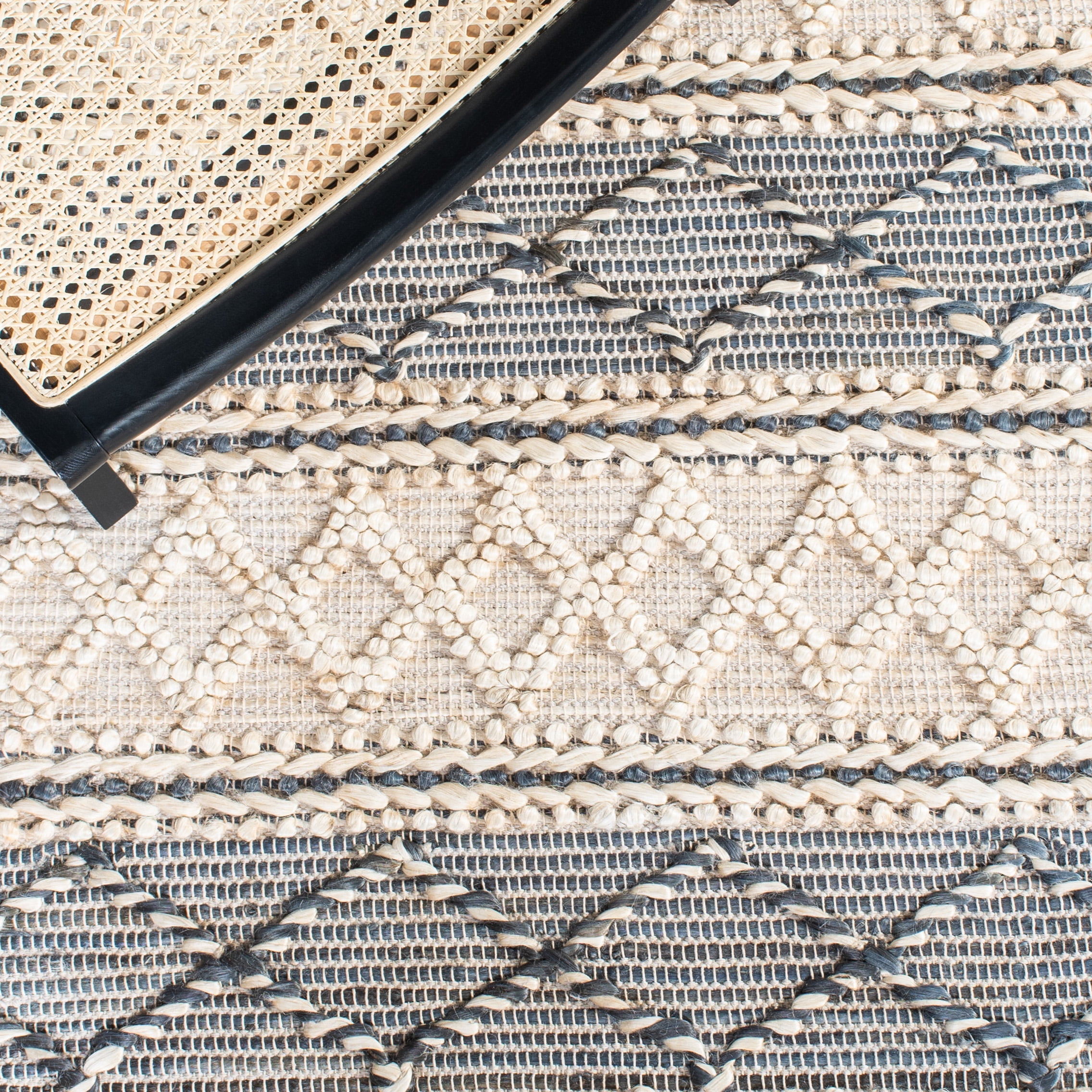 SAFAVIEH Natural Fiber Euphemia Geometric Runner Rug, Natural/Grey, 2'3" x 8'
