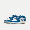 thumbnail image 3 of Nike Air Jordan 1 Retro Low - Zapatillas de baloncesto para hombre y mujer, clásicas, de cuero, cómodas, para deportes al aire libre, informales, para patineta, 3 of 5