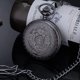 thumbnail image 5 of Reloj de bolsillo vintage de cuarzo con números romanos y cadena, 5 of 5