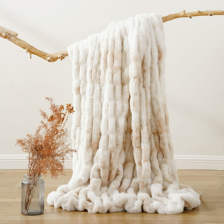 Battilo Ruched Luxury Faux Fur Throw Blanket Beige Faux Fur Blanket for Couch Reversible Blanket Christmas Decor 60 x80