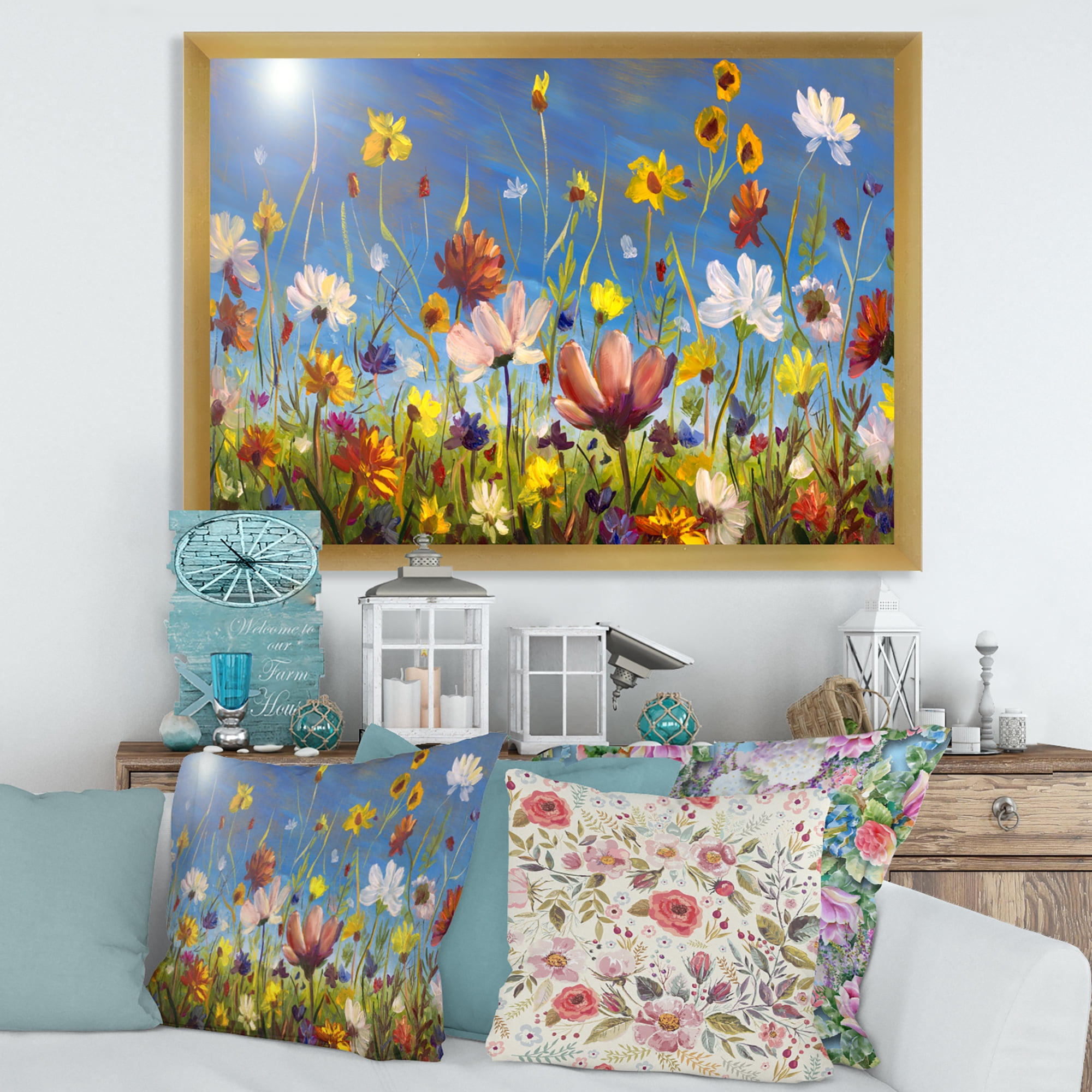 Designart 'Wildflowers and Daisies In Summer Garden Field II' Traditional Framed Art Print